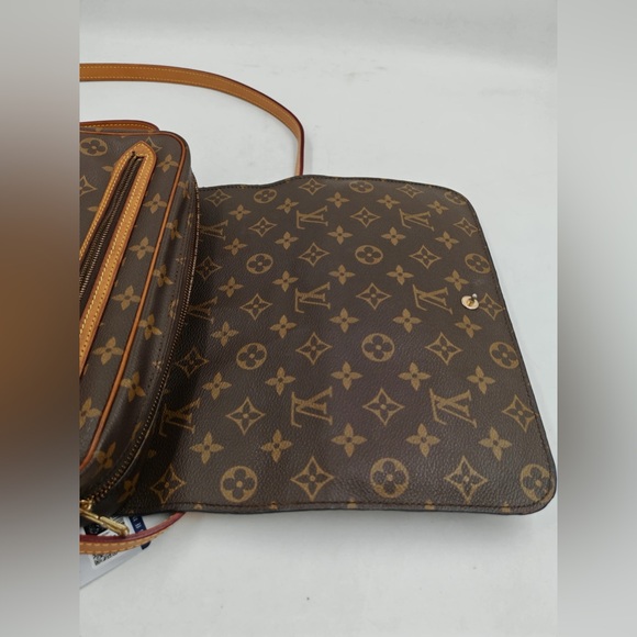 Authentic Louis Vuitton monogram Saint Germain crossbody - Picture 8 of 14